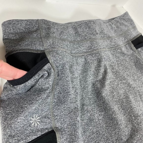 Athleta 2 in 1 Skirted Leggings Capri Medium - Picture 5 of 8